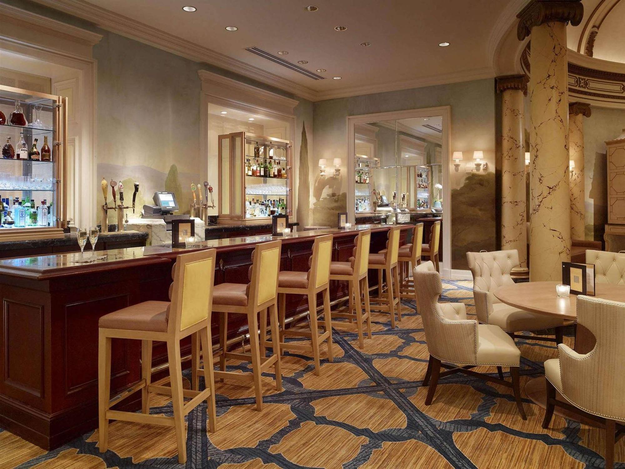 Fairmont San Francisco Hotel Exterior photo The bar at the Four Seasons Hotel, Washington, D.C.
