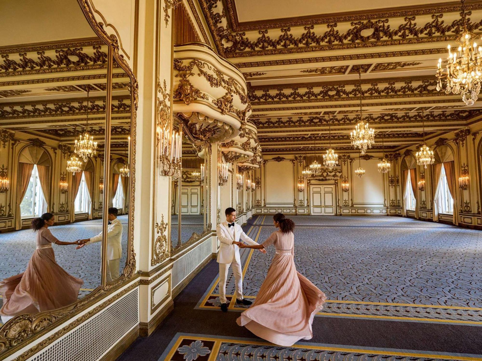Fairmont San Francisco Hotel Exterior photo The ballroom