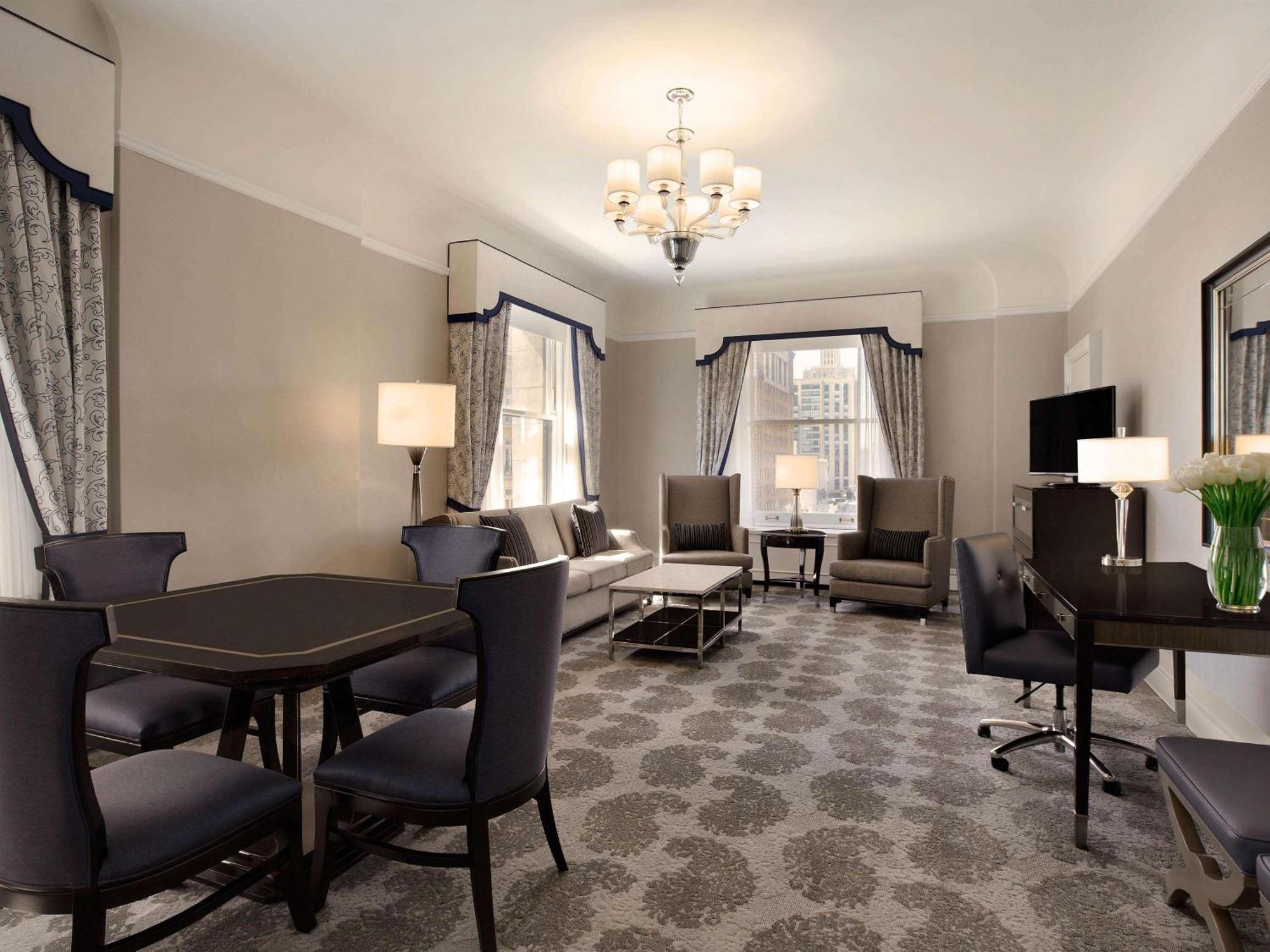 Fairmont San Francisco Hotel Exterior photo A suite at the Waldorf Astoria Washington DC